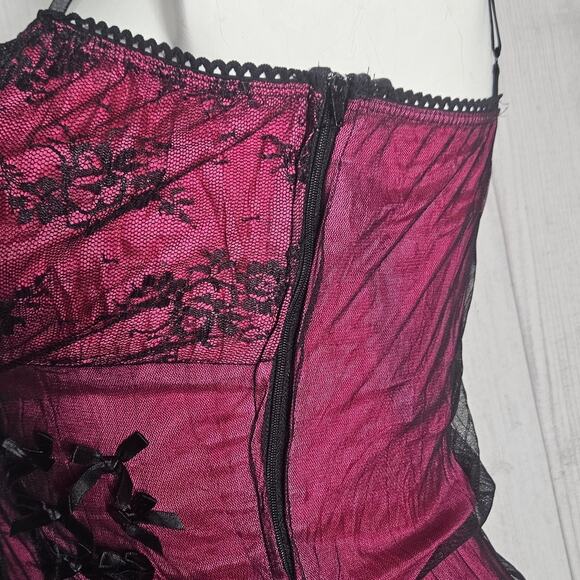 Vintage 90s y2k Pink with Black Lace Overlay & Corset Ties - Picture 6 of 7